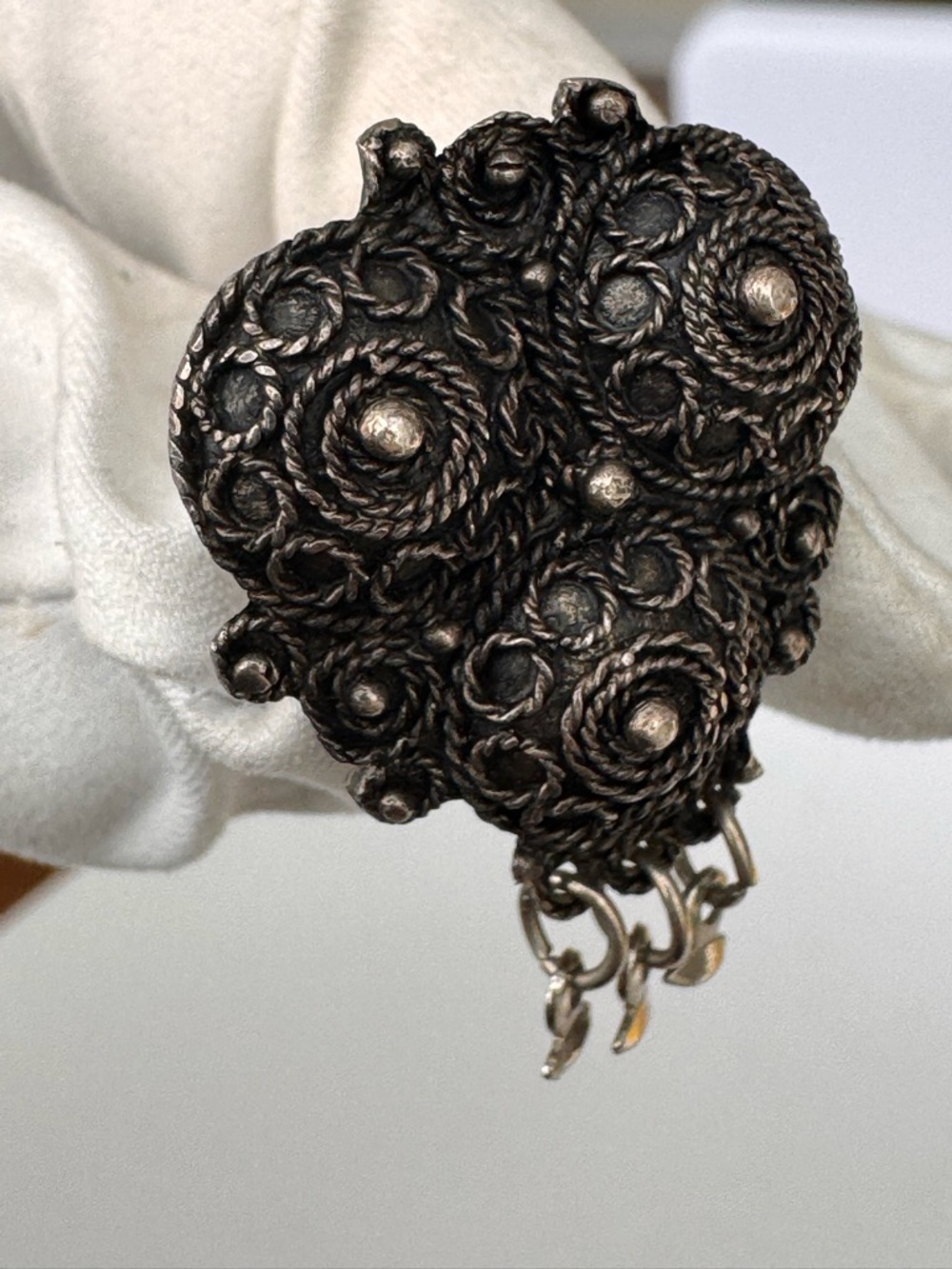 Vintage 925 Sterling Silver Israel Cannetille Flower Oxidized Brooch Pendant